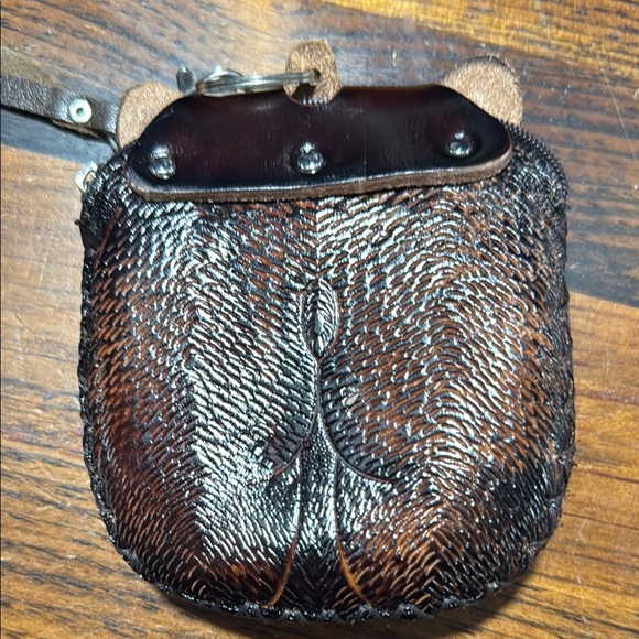 Brown Cat-Shaped Leather Coin Purse - Picture 3 of 6